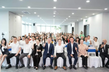 热烈祝贺“川商成长 实战学堂”隆重开班